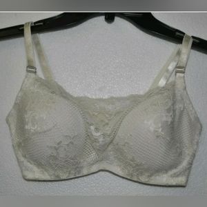 Soma Intimates Lace Bra cream 32D